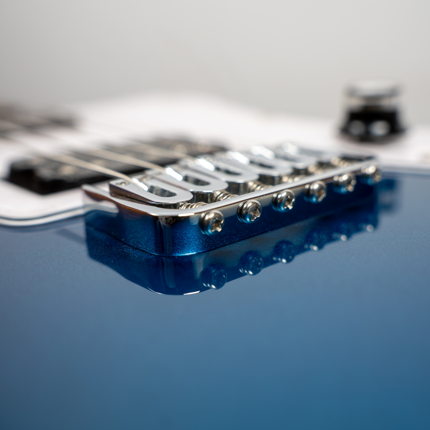 CROSSFIRE LT - AERO BLUE METALLIC (PRE-ORDER)