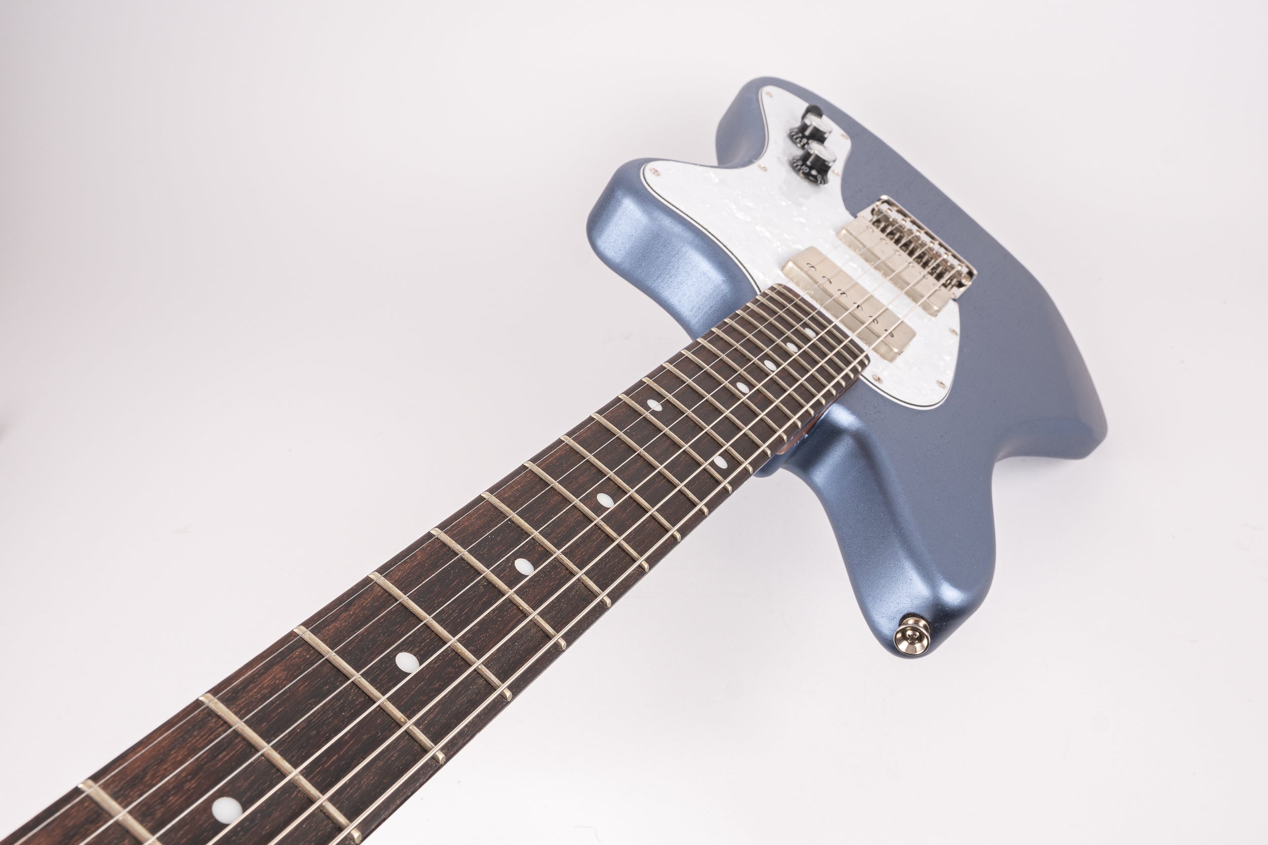 CROSSFIRE SRT-6 PICKUP SWAPPING - AERO BLUE #SO27UND