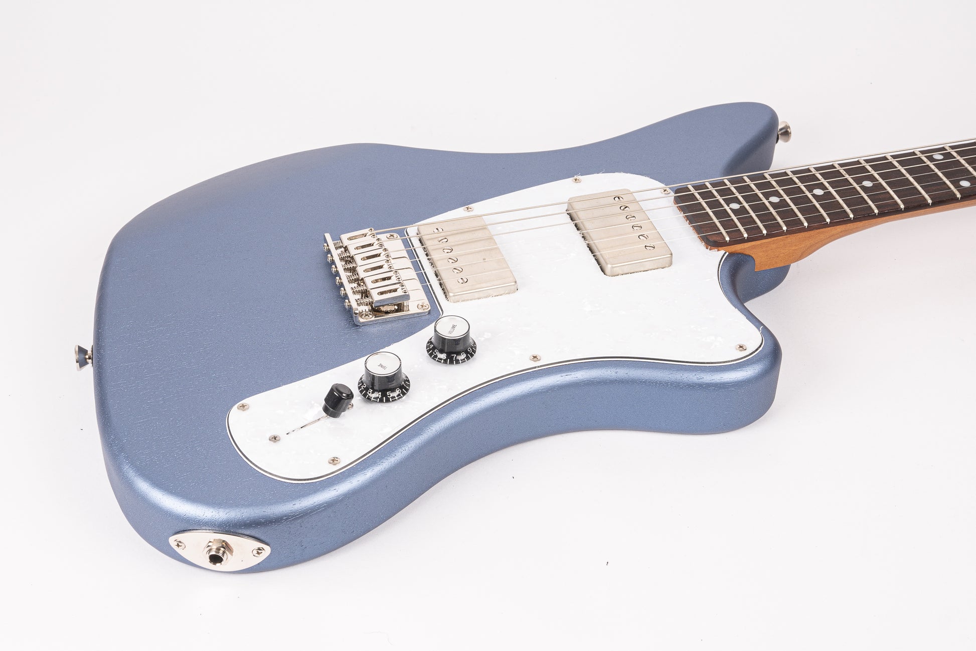 CROSSFIRE SRT-6 PICKUP SWAPPING - AERO BLUE #SO27UND