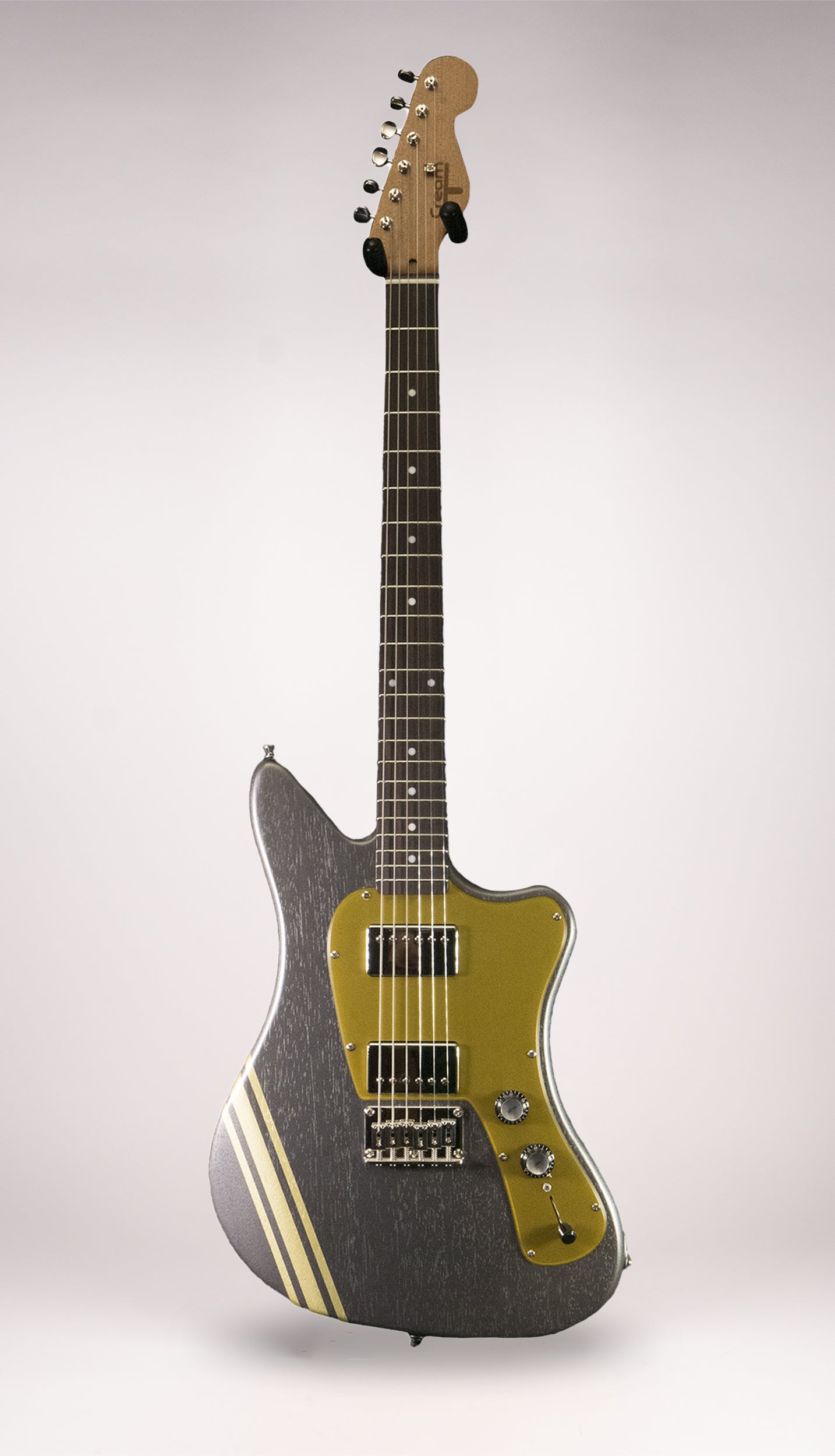 CROSSFIRE SRT-6 PICKUP SWAPPING - GRAPHITE METALLIC W/ STRIPE #SO05UND